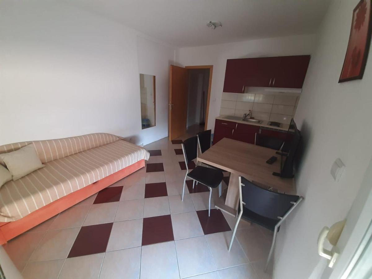 Apartments Nina Promajna Ngoại thất bức ảnh