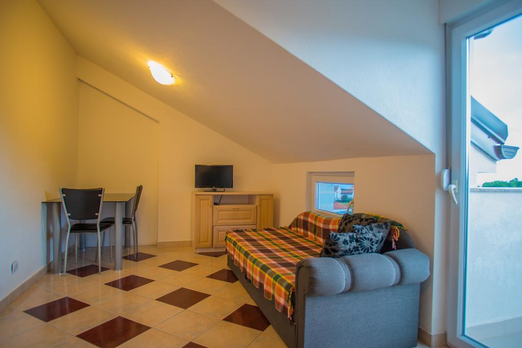 Apartments Nina Promajna Ngoại thất bức ảnh